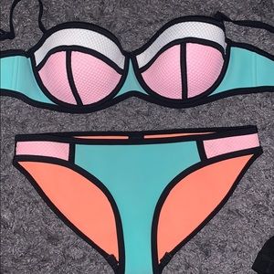 Triangl Bikini